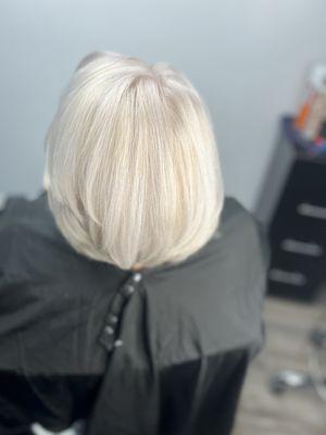 Blonding hair color
