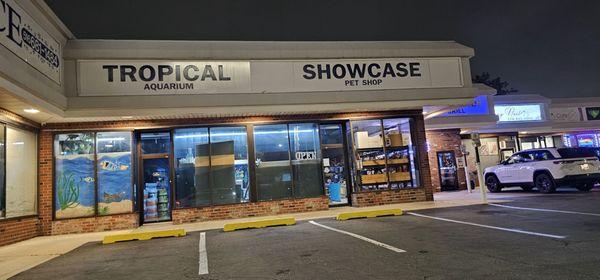 Tropical Showcase