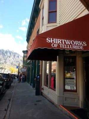 Beautiful store, great location