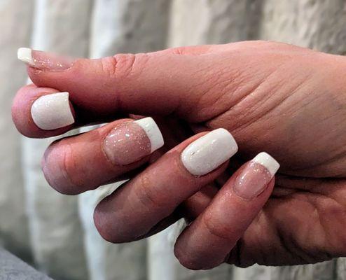 Deena's Nails Care & Foot Massage