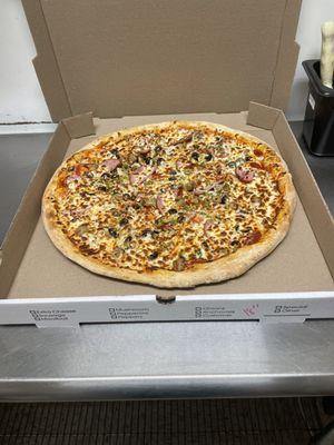 The Home of the BIG Willy 18" works pizza!