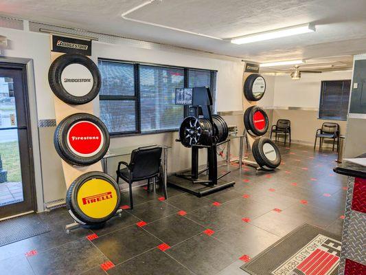 EF TIRE & AUTO REPAIR