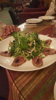 Lovely Ahi Tuna. Went well with my 2006 Clos Papes Chateneuf de Papes Blanc !