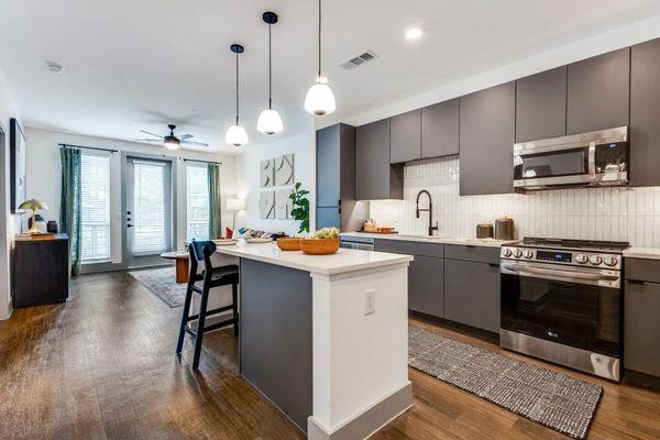 Tapestry at the Realm