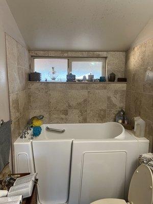 Lozano Remodeling & Construction