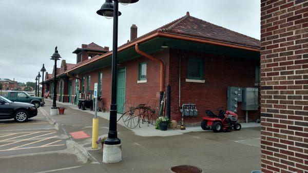 N Lee County Historical Society & At & Sf Museum