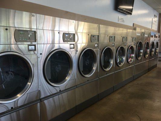 Clean Threads Super Laundry