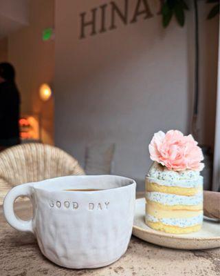 Hinar Dessert Bar & Cafe