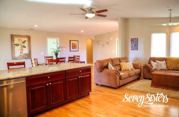 1138 Newport . Grover Beach . Sleeps 8