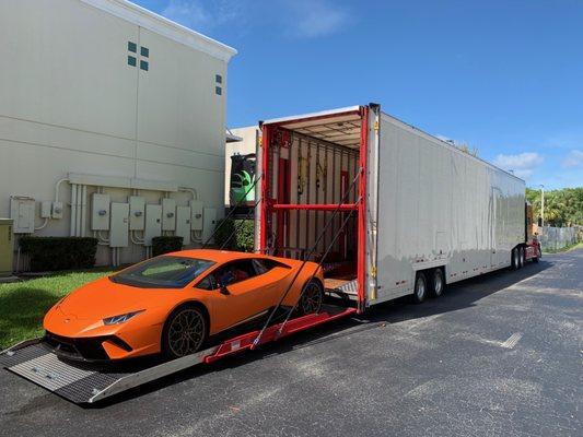 Enclosed Auto Transport by Nationwide Auto Carriers, the largest car shipping company in the USA! A+ rated with the Better Business Bureau.