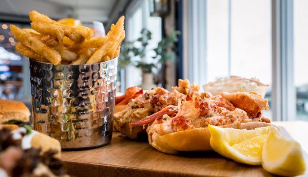 Claudio's Tavern & Grill
