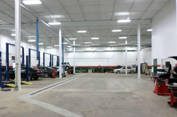 The Shop Area with 4 Auto Repair Mechanics on Staff, with 61 Years of Car Repair Experience