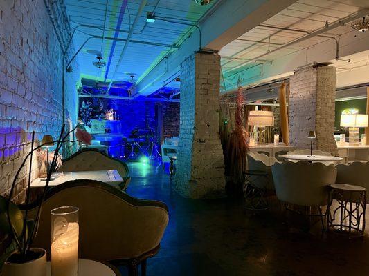 Coupe & Stein Champagne Bar