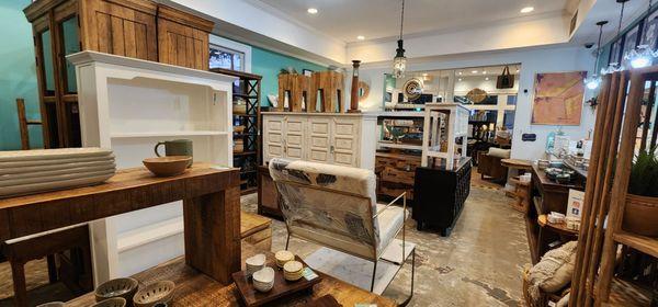 Nadeau - Furniture with a Soul