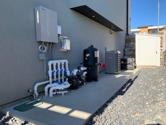 Commercial applications require both eye appealing and safety priorities. Aqua Rapids will deliver.