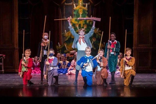 Robert Thomas Dancenter