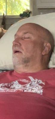 The worker sleeping...FIRE THE FUCKING PLACE AND WORKERS