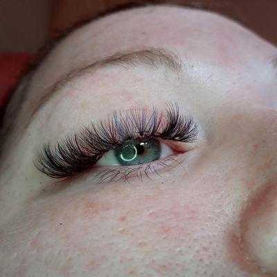 Volume lashes