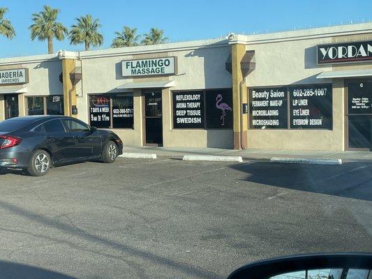 Front window says open until 11pm every day.