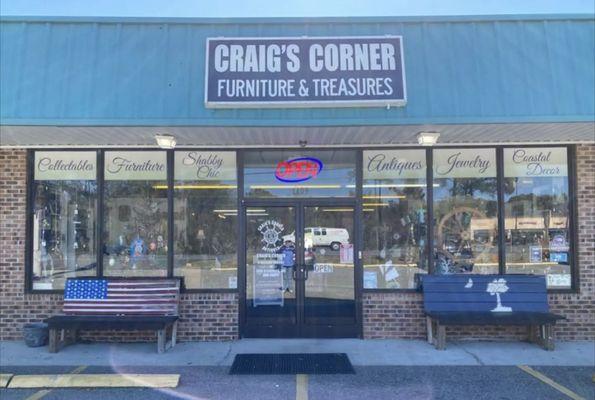 Craig's Corner Furniture & Treasures