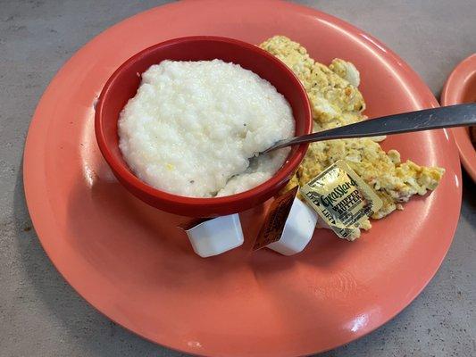 Toula's Trailside Cafe