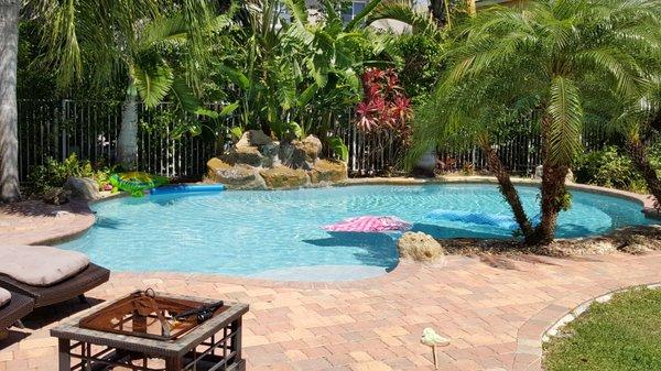 Roger Lander - Realty World South Florida