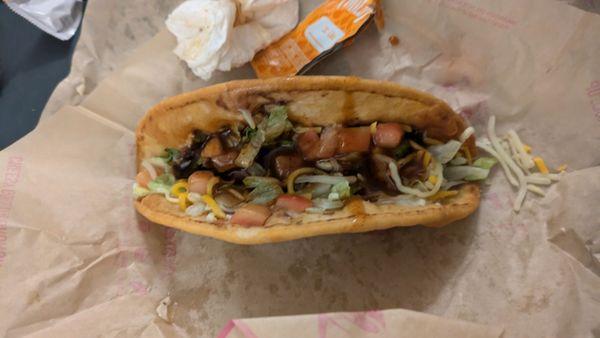 Chalupa with beans (which I have to pay extra for) instead of beef and this is how all of my food was lacking. But I got the packs of sauce!