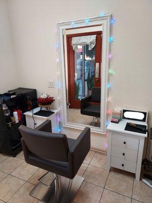 Key Hair, a perfect private salon for you and your family. Appointment ONLY. A professional hairstylist with 10+ years of experience.