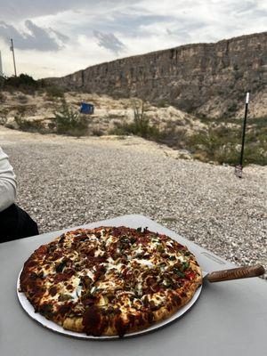 Six Shooter pizza very delicious