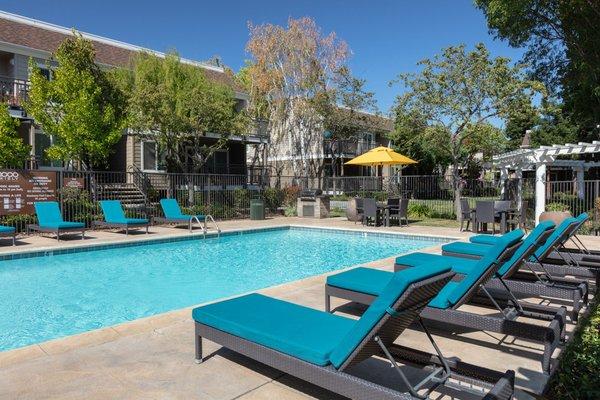 1000 Kiely Apartments