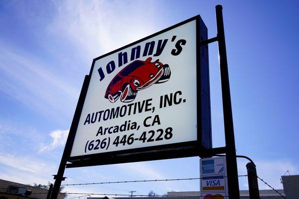 Johnny's Automotive