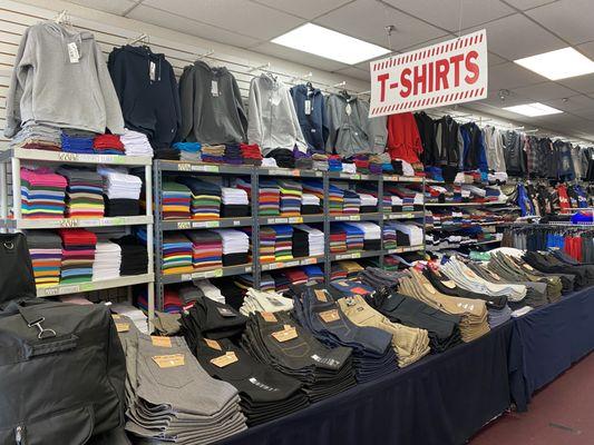 PRO CLUB T-Shirt Wall