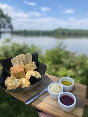 Upper Shirley Vineyards