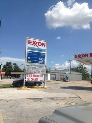 Endari's Exxon Service Station