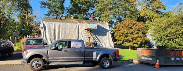 J.R.'s Roofing and Gutters