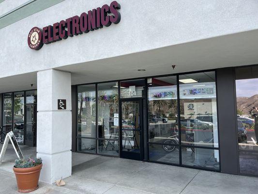 Mac Star Cameras & Electronics