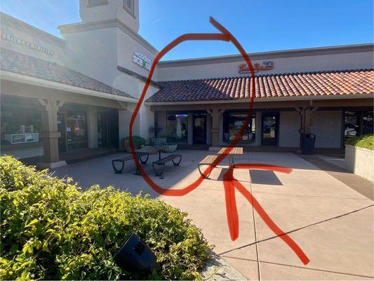 A long shot of what the set of suites look like. I circled Maryam's suite.