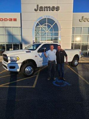 James CDJR Cedar Lake