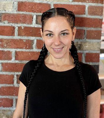 Zhenette McKinney, LMT