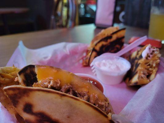 Breakfast quesdilla s