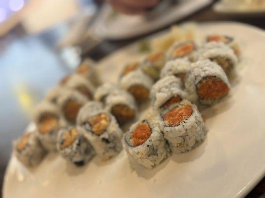 Spicy Salmon Roll, Spicy Yellowtail Hand Roll