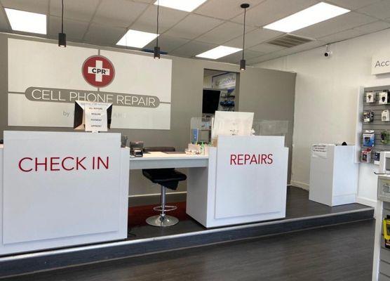 store interior of cpr cell phone repair springfield va