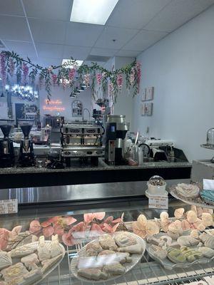 Coffee and espresso bar, dessert display