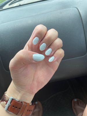 Almond shaped acrylic with dip
