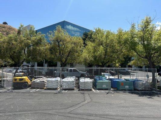 Before privacy screen