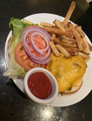 TradeWinds Restaurant