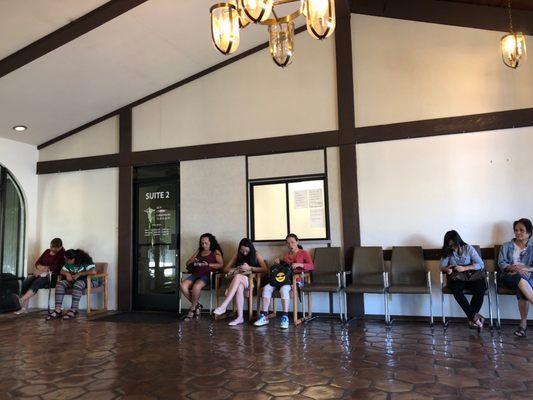 Entrance/waiting area