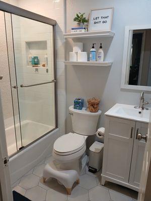 Clean bathroom