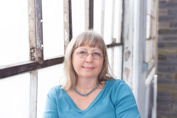 Donna Knauer - Avenue Realty