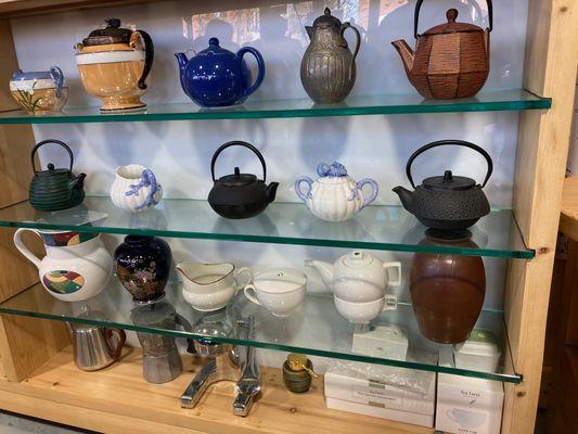 Teapot display